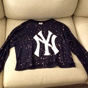 Yankees Victoria's Secret PINK speckled Crop Shirt